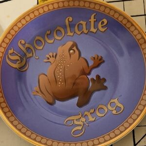 Universal Chocolate Frog Plate - Purple and Brown